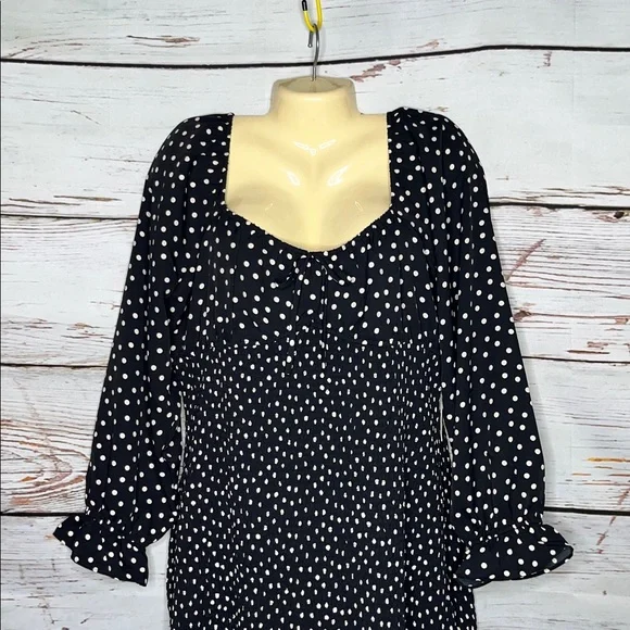 Express NWT Size XL Black & Ivory Polka Dot Smock Elastic Ruffle Hemline Dress - Picture 2 of 4